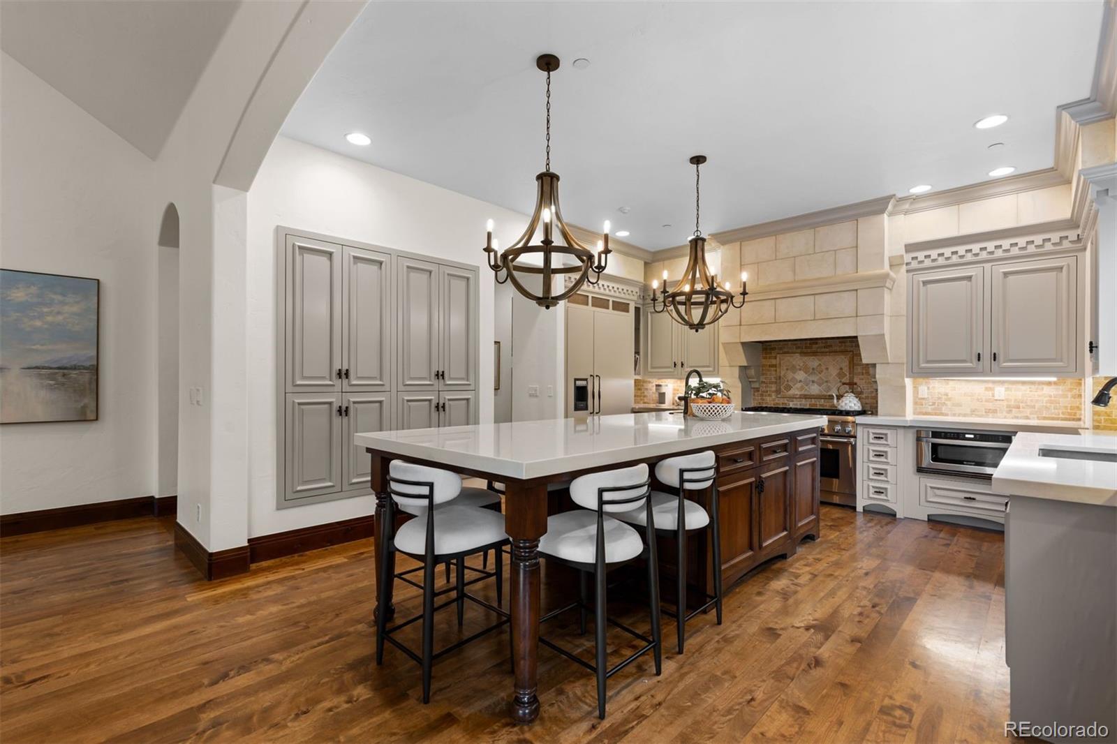 1043 Meteor Place