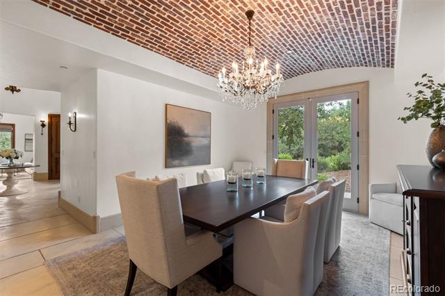 1043 Meteor Place