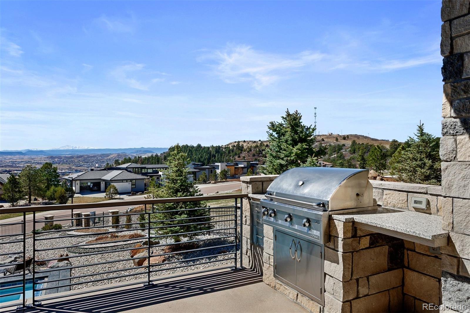 7436 Sapphire Pointe Boulevard