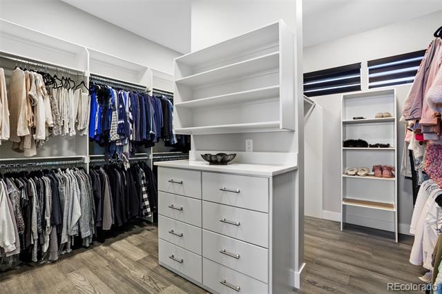7436 Sapphire Pointe Boulevard