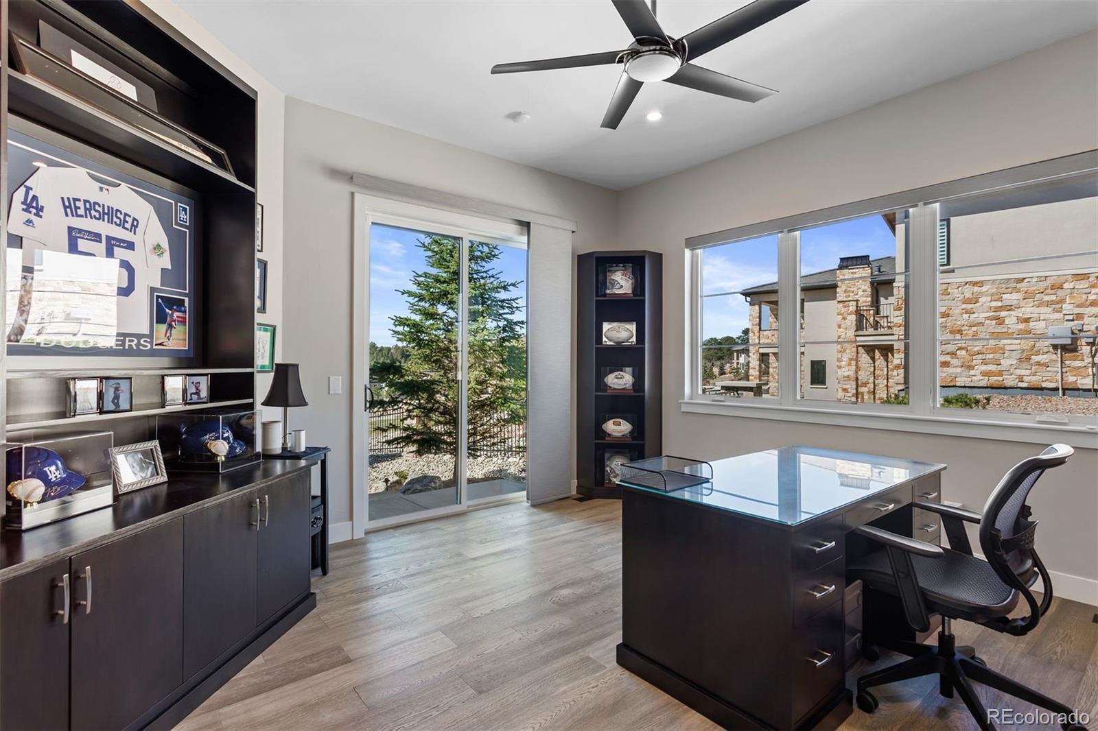 7436 Sapphire Pointe Boulevard