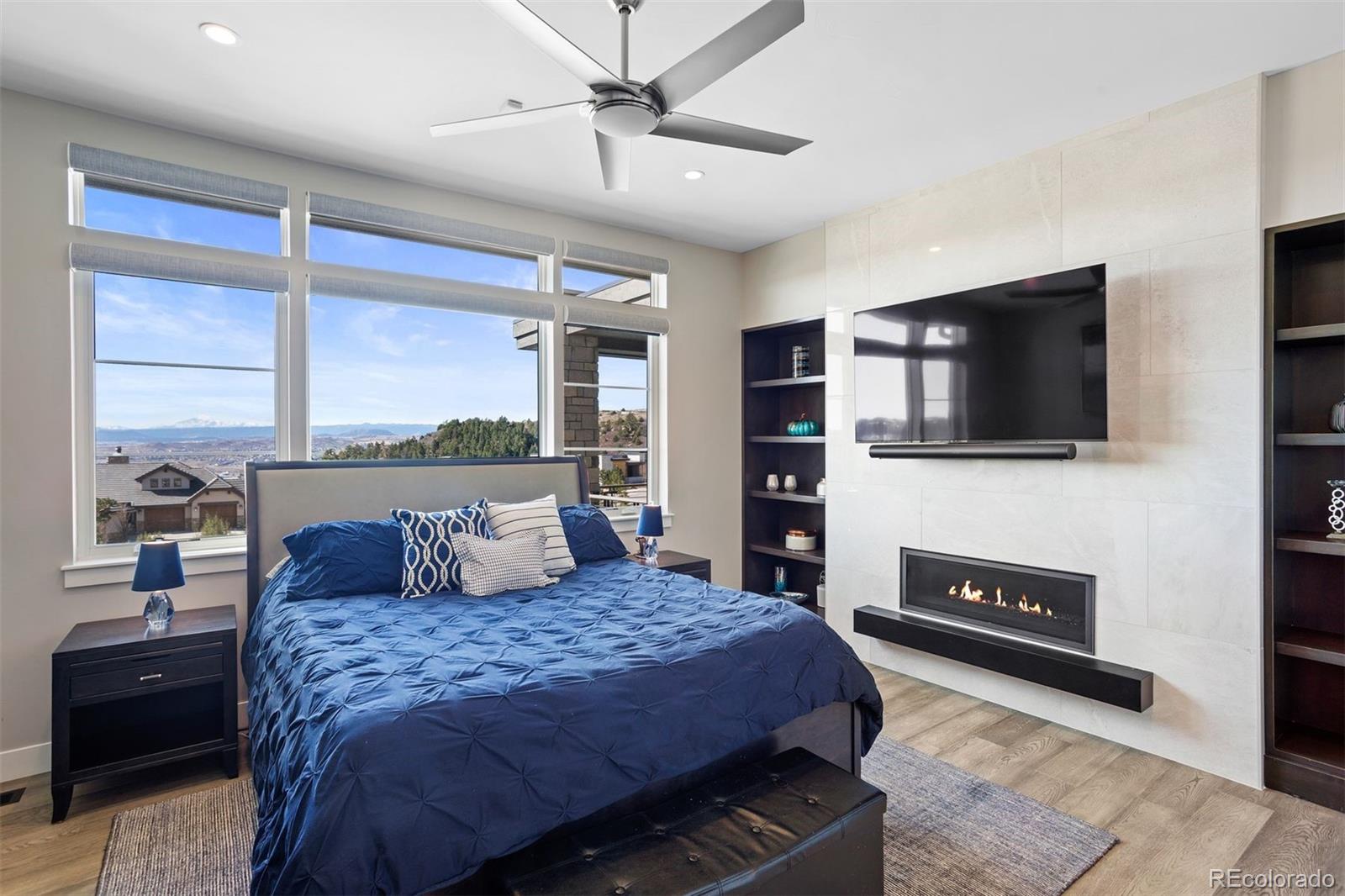 7436 Sapphire Pointe Boulevard