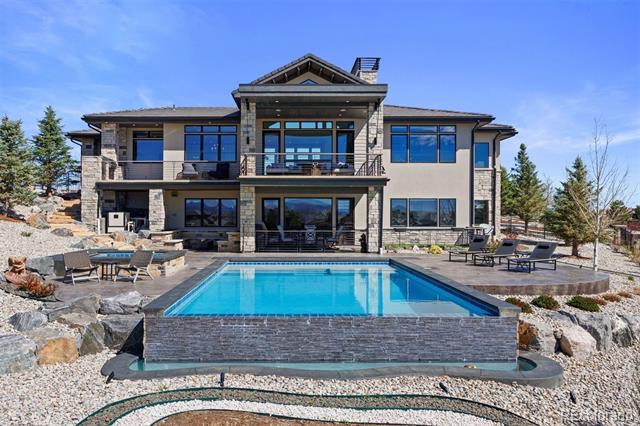 7436 Sapphire Pointe Boulevard