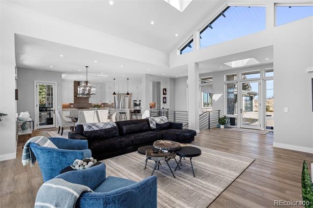 7436 Sapphire Pointe Boulevard