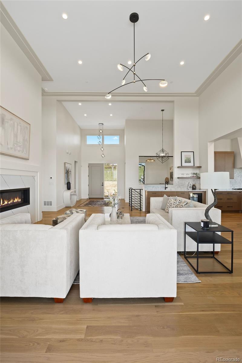 6176 Oxford Peak Lane