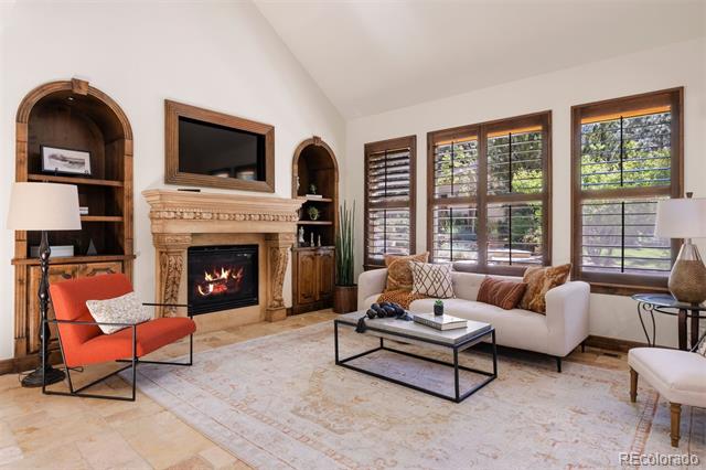 5088 Hidden Pond Place