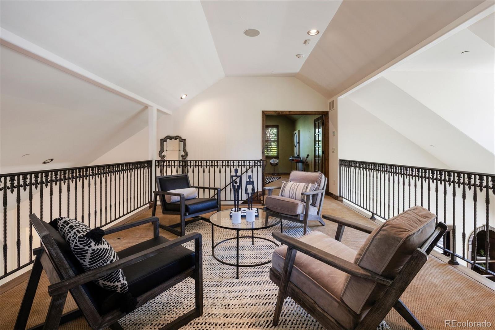 5088 Hidden Pond Place