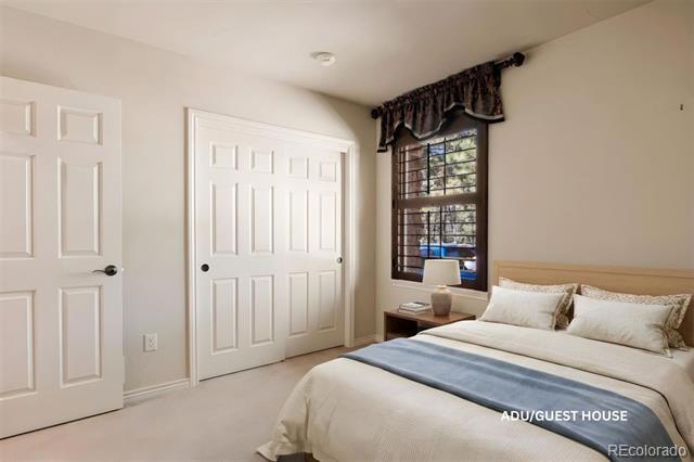 5088 Hidden Pond Place