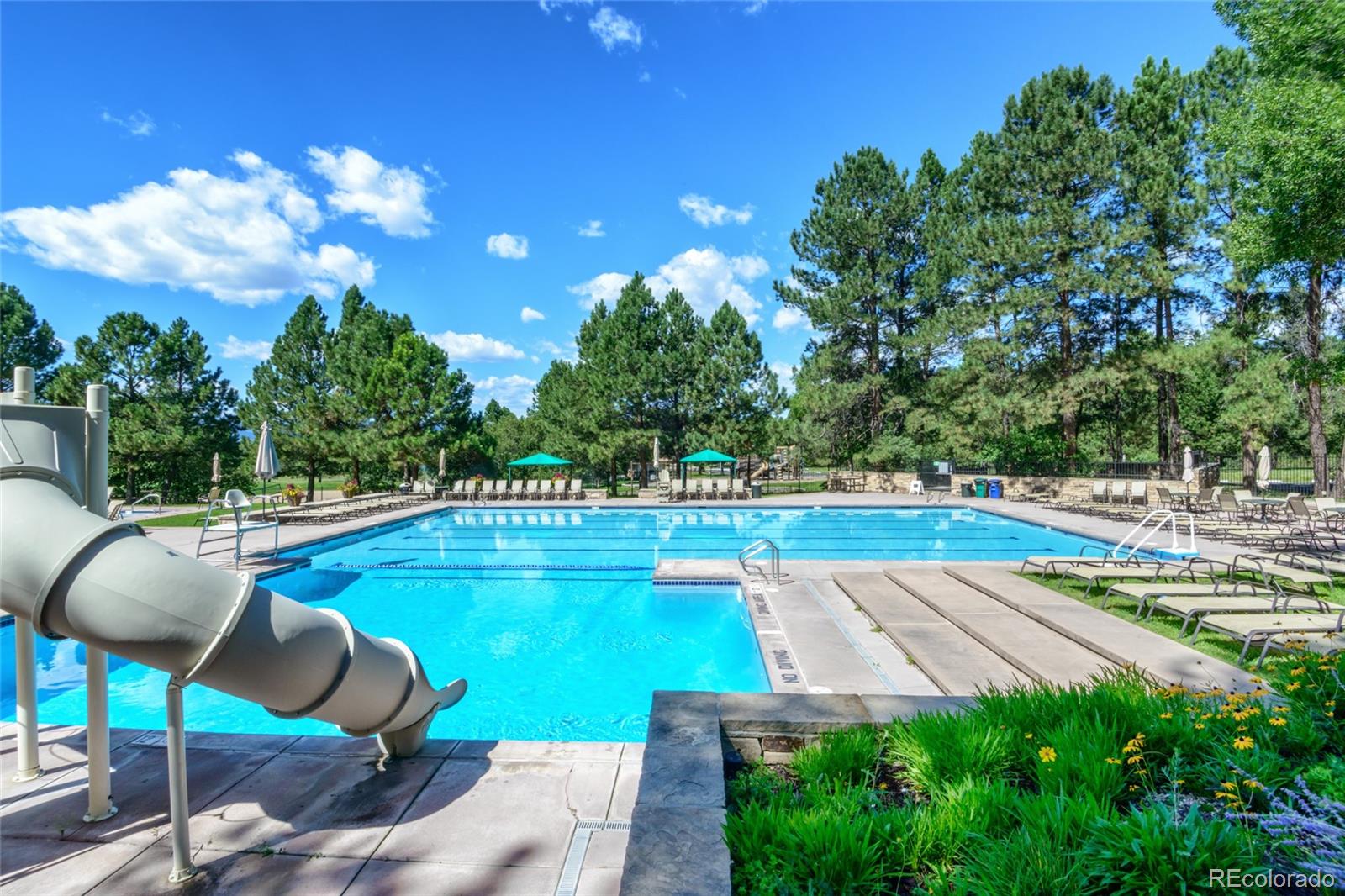 992 Country Club Parkway