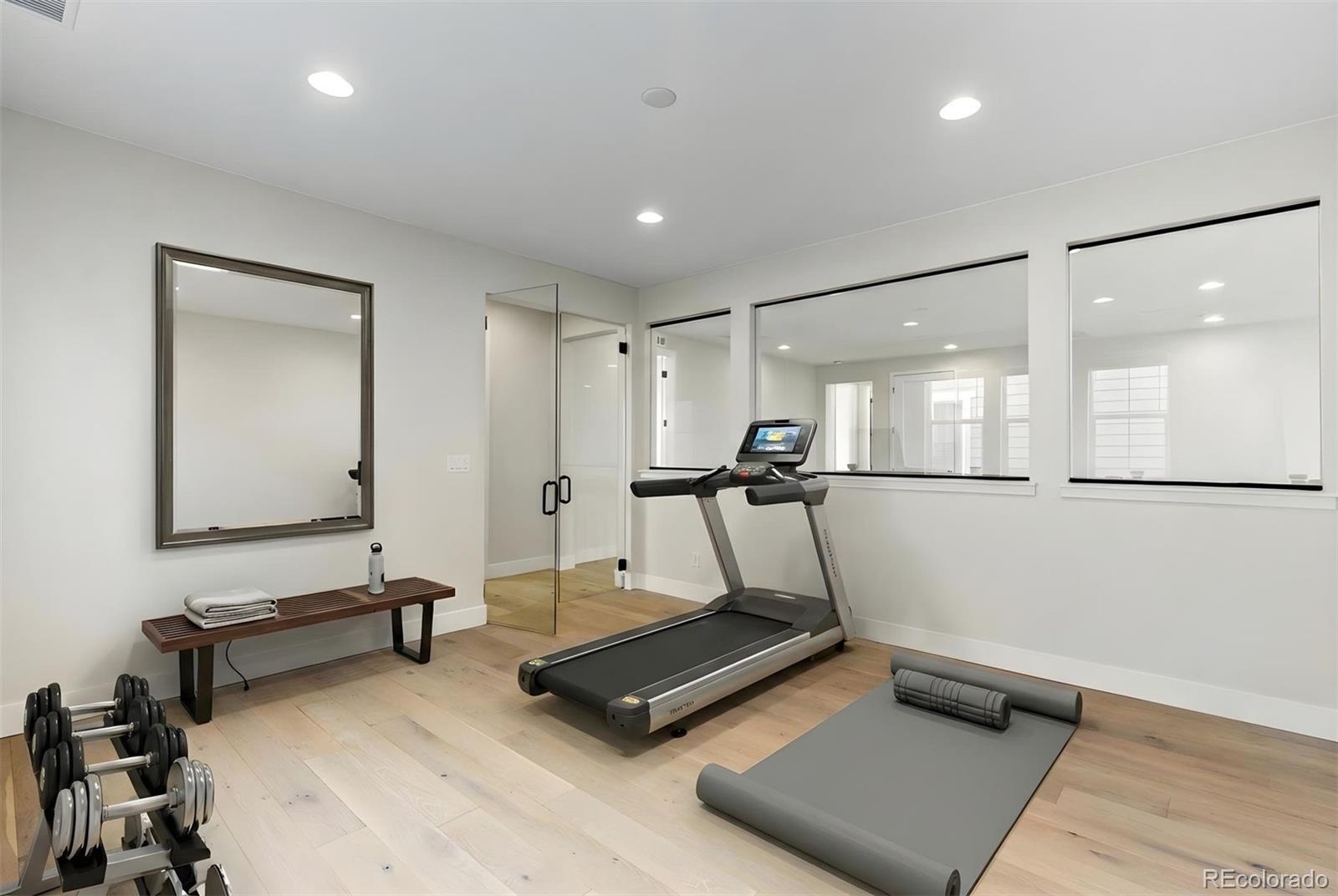 6907 Sunstrand Court