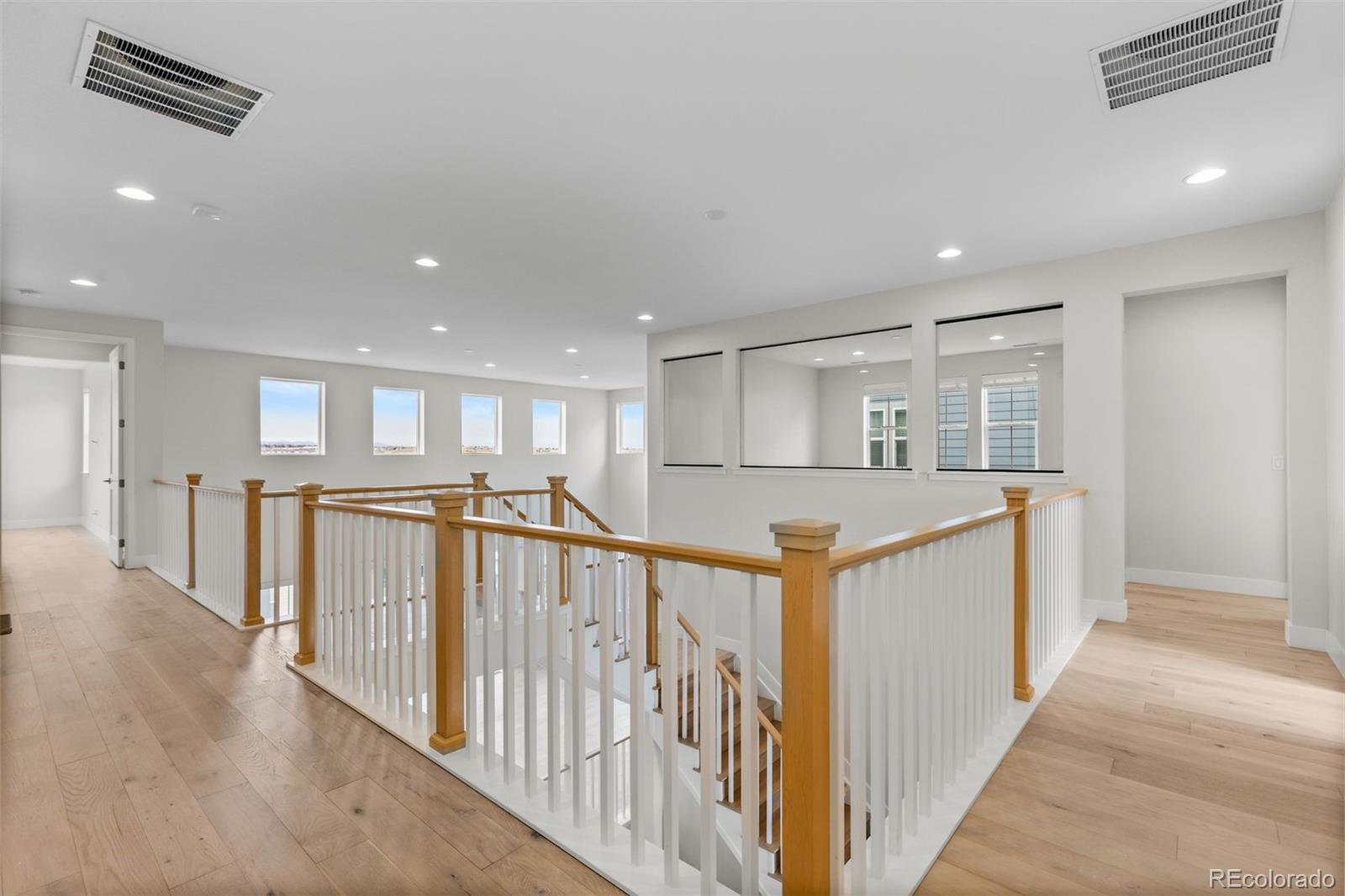 6907 Sunstrand Court