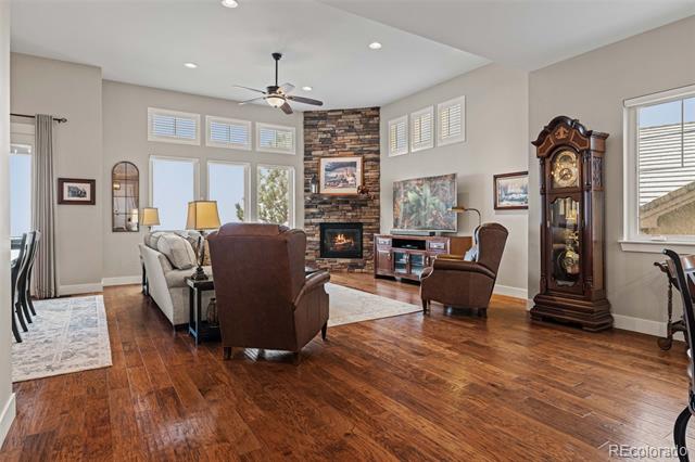 5149 Le Duc Lane