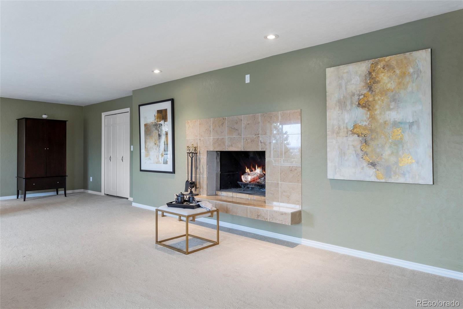 155 W Loma Circle