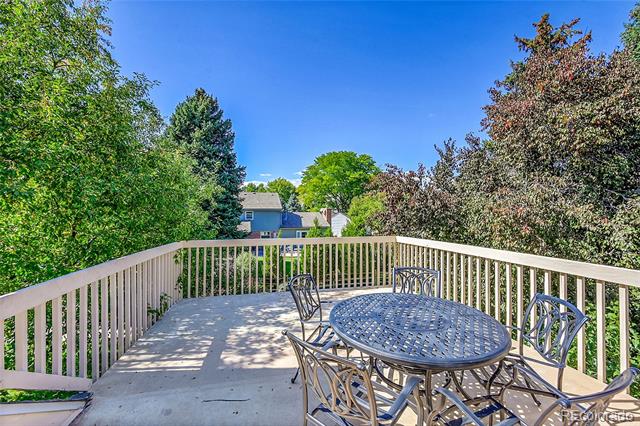 7111 S Poplar Court
