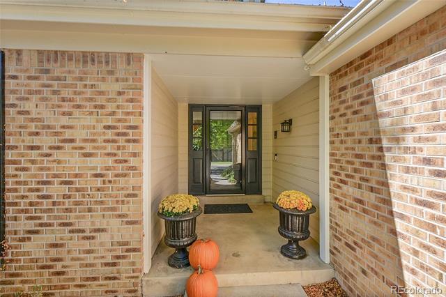 7111 S Poplar Court