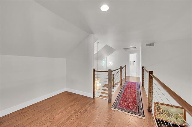 7111 S Poplar Court