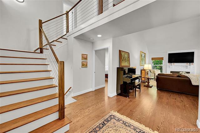 7111 S Poplar Court