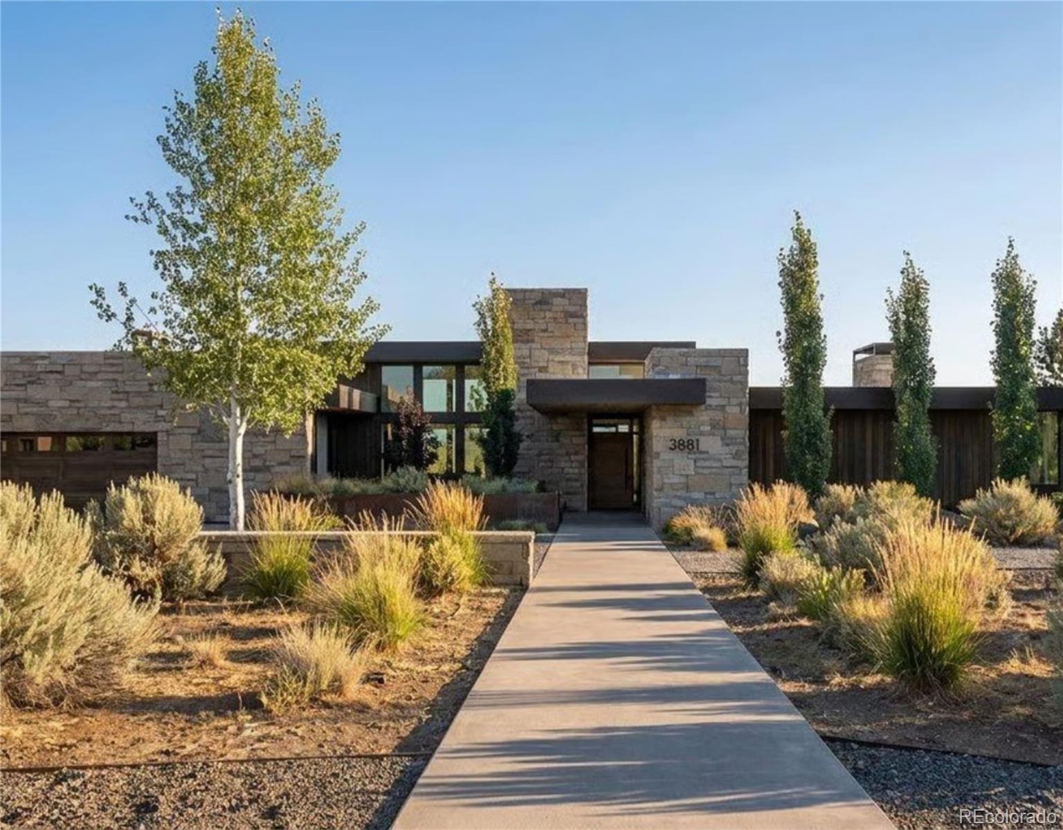 3881 Turret Lane