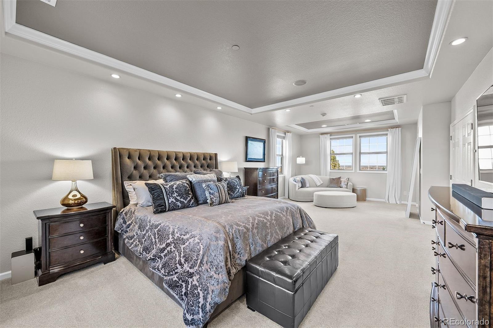 6258 Oxford Peak Court