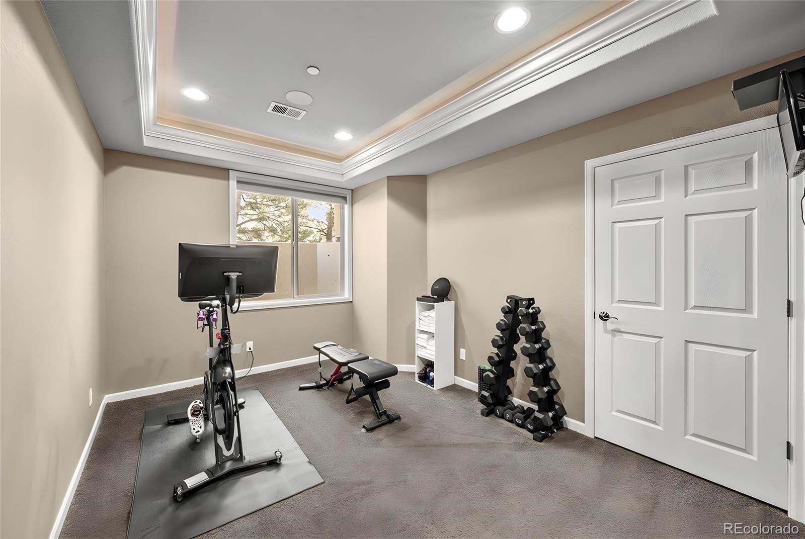 6258 Oxford Peak Court