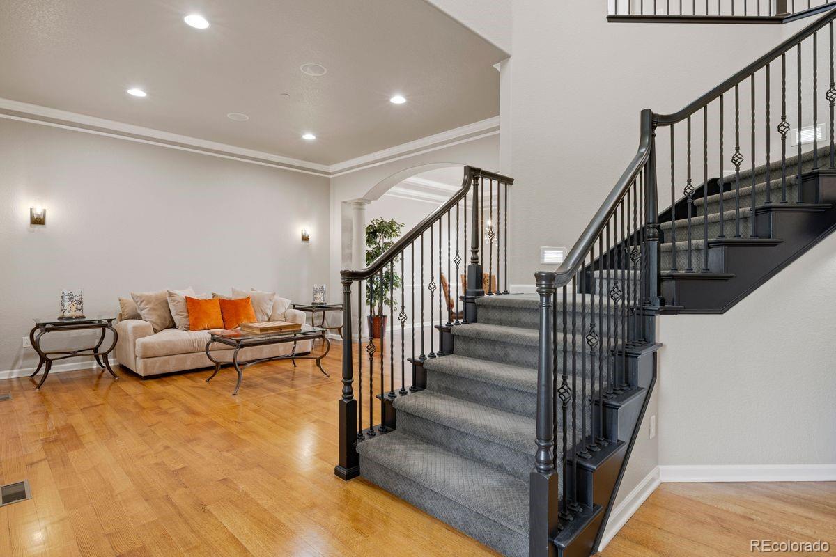 6258 Oxford Peak Court
