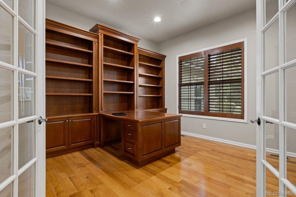 6258 Oxford Peak Court