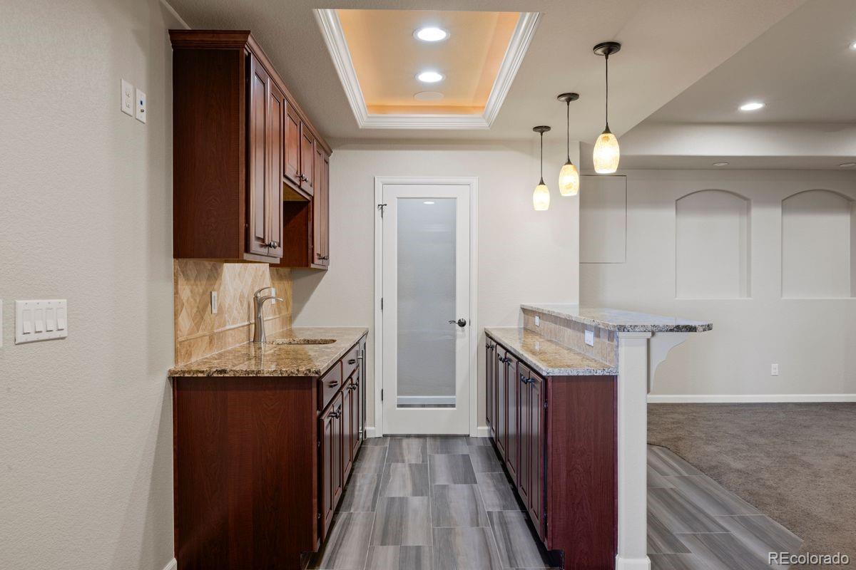 6258 Oxford Peak Court