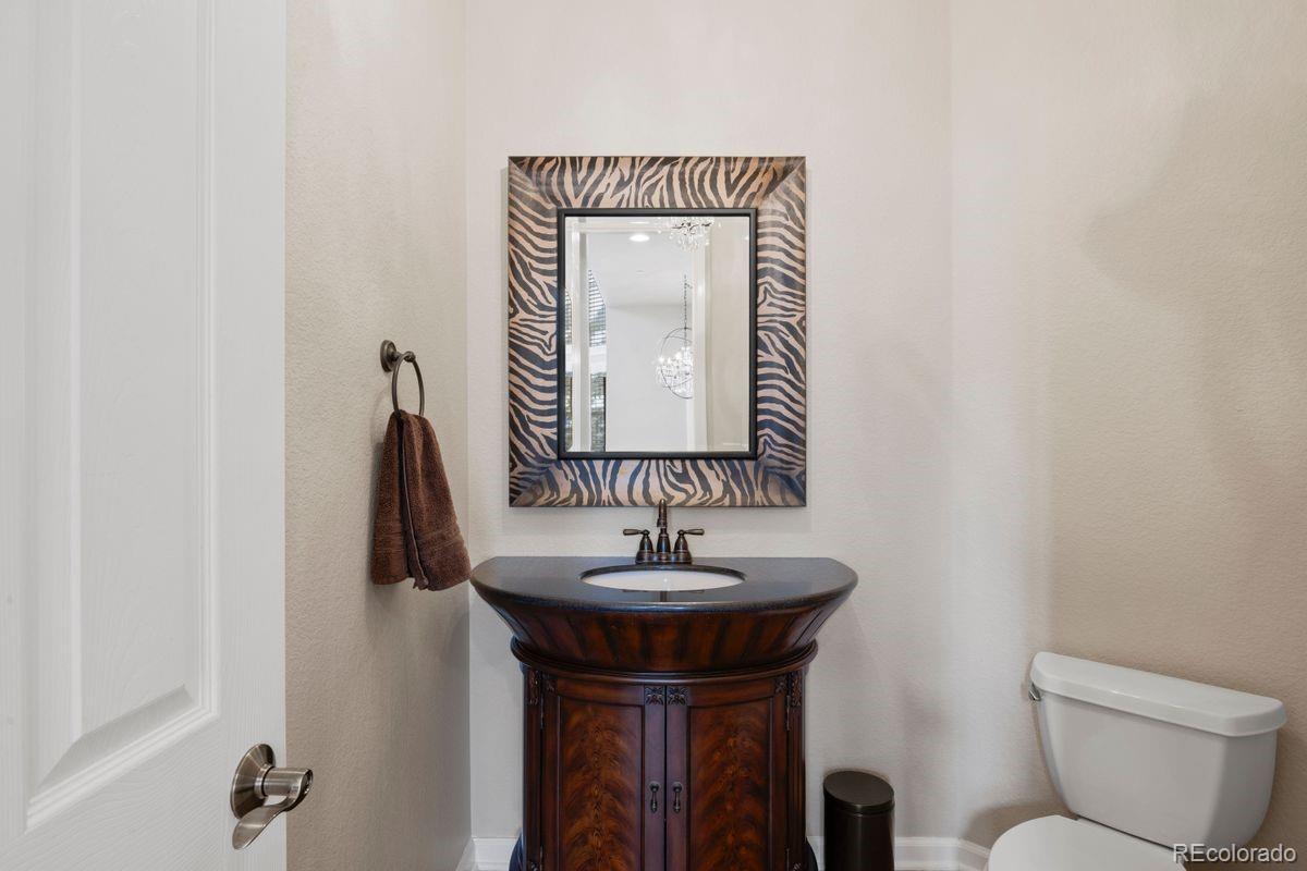 6258 Oxford Peak Court