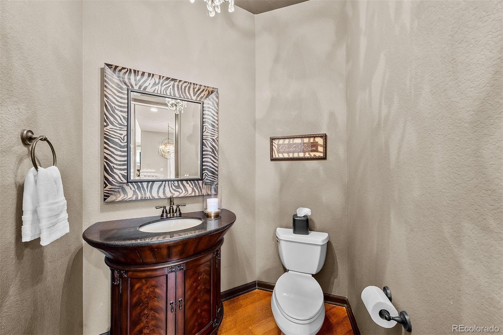 6258 Oxford Peak Court