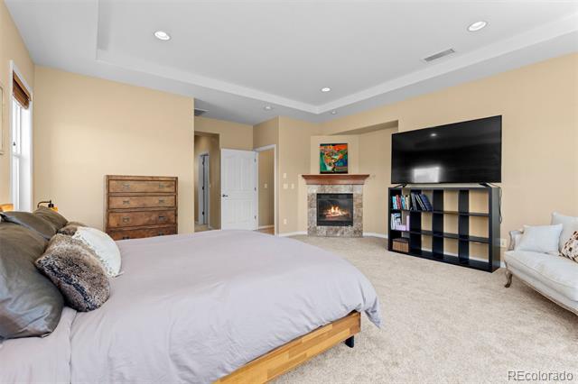 3860 Fairbrook Point