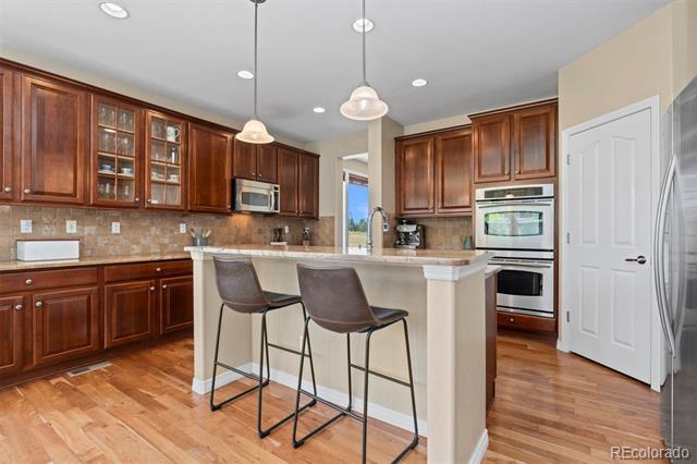3860 Fairbrook Point