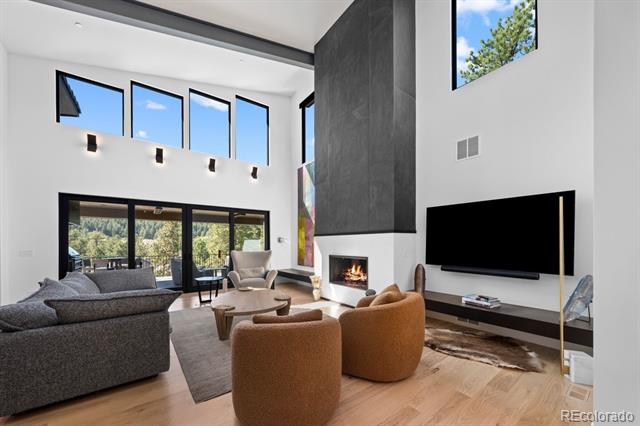 1106 Northwood Lane