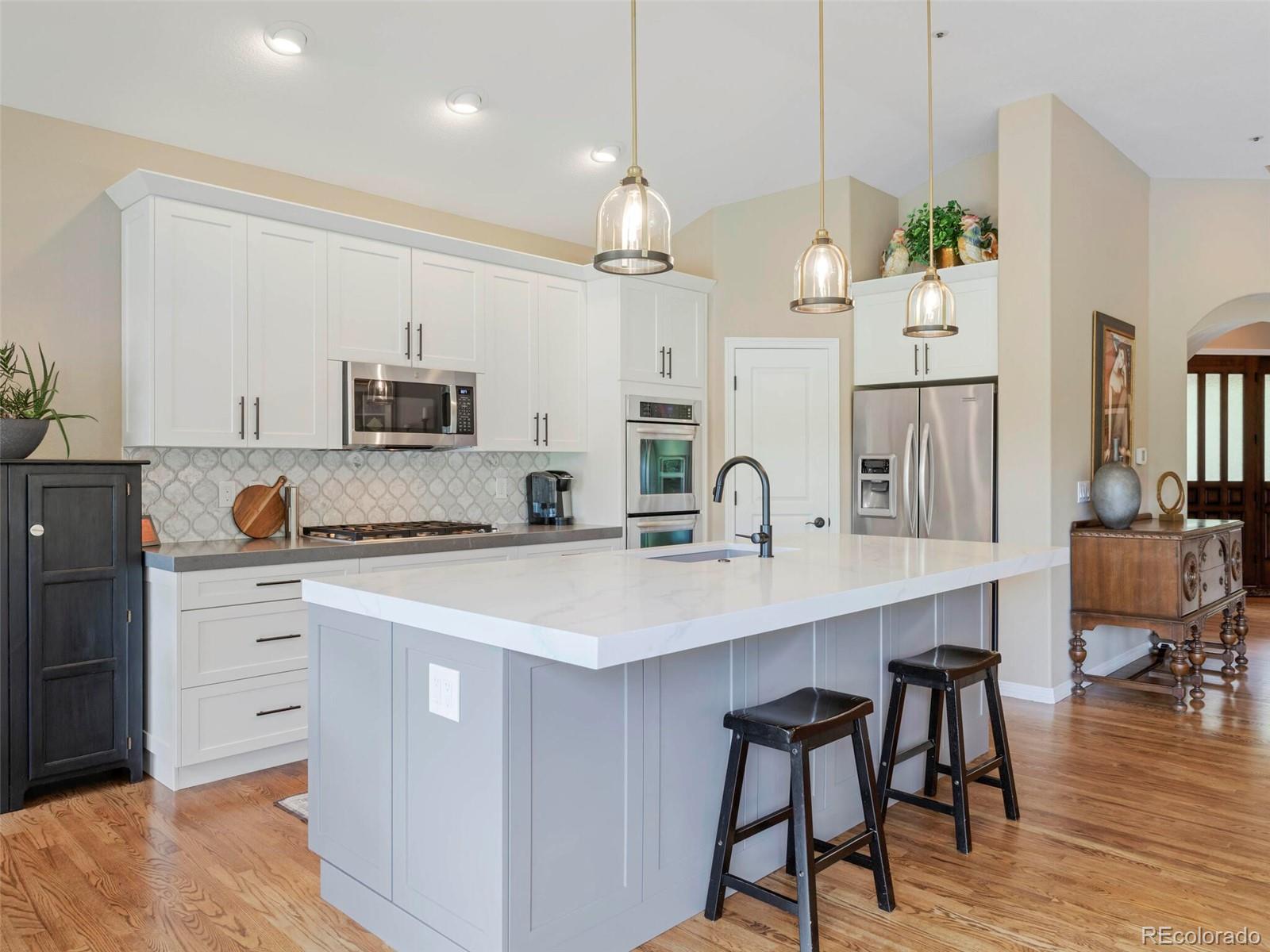 3214 Country Club Parkway