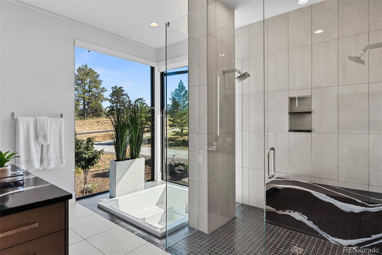 7868 Forest Keep Circle