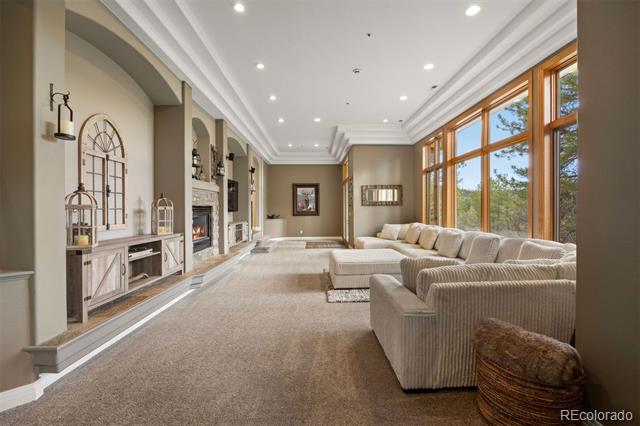 858 Swandyke Drive