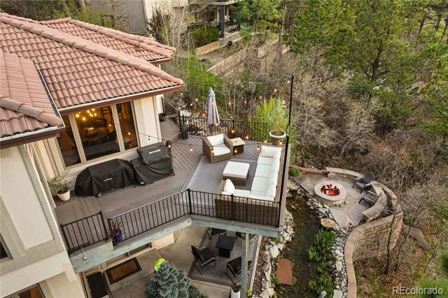 858 Swandyke Drive