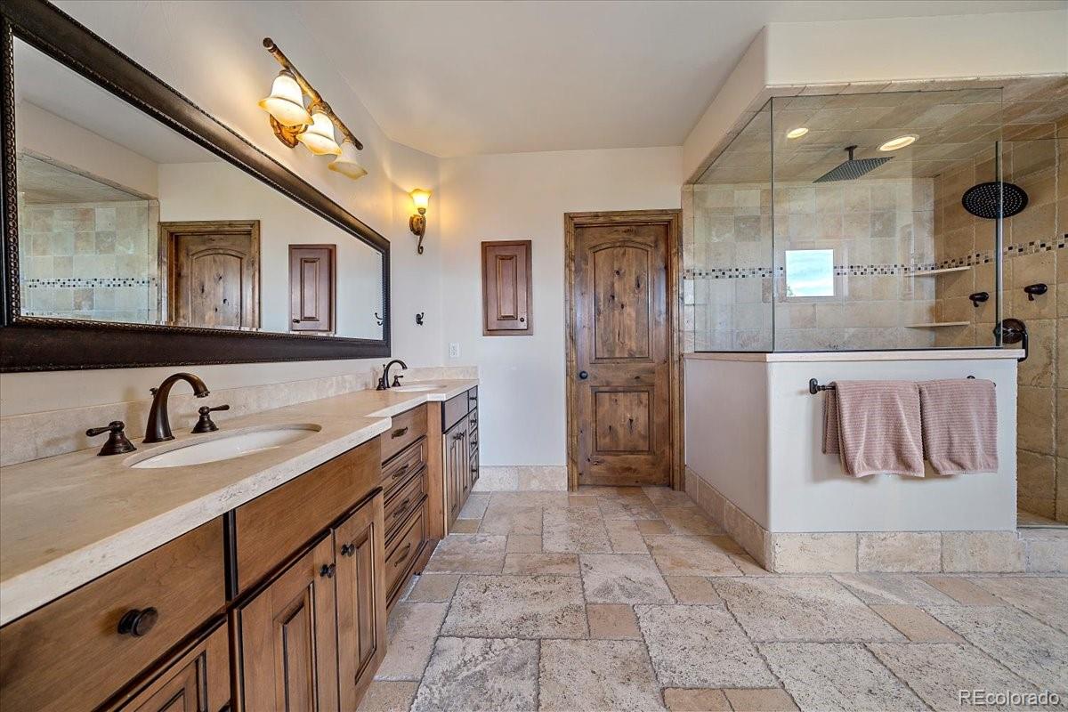 5845 Amber Ridge Drive