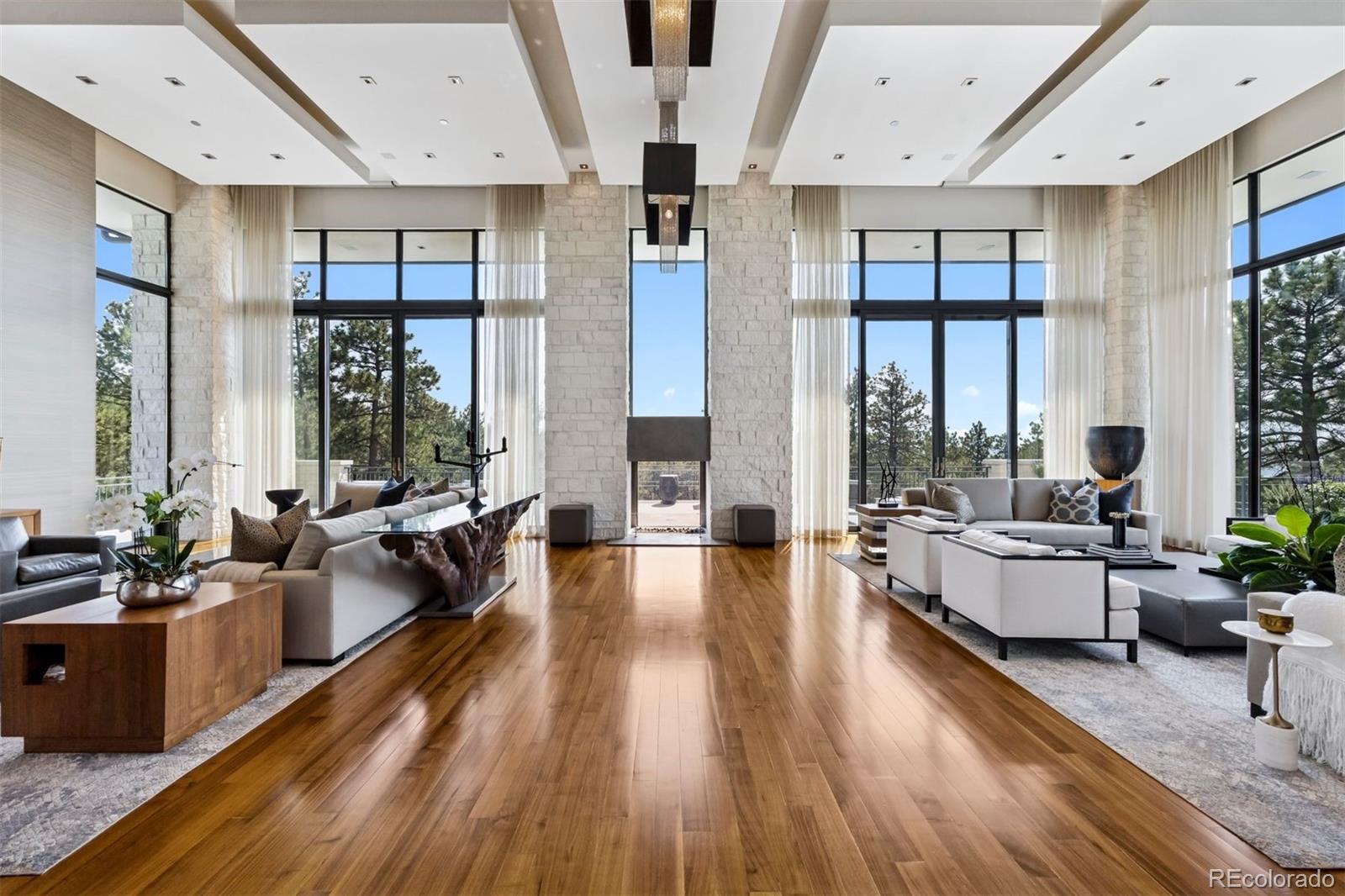 3 Elk Pointe Lane