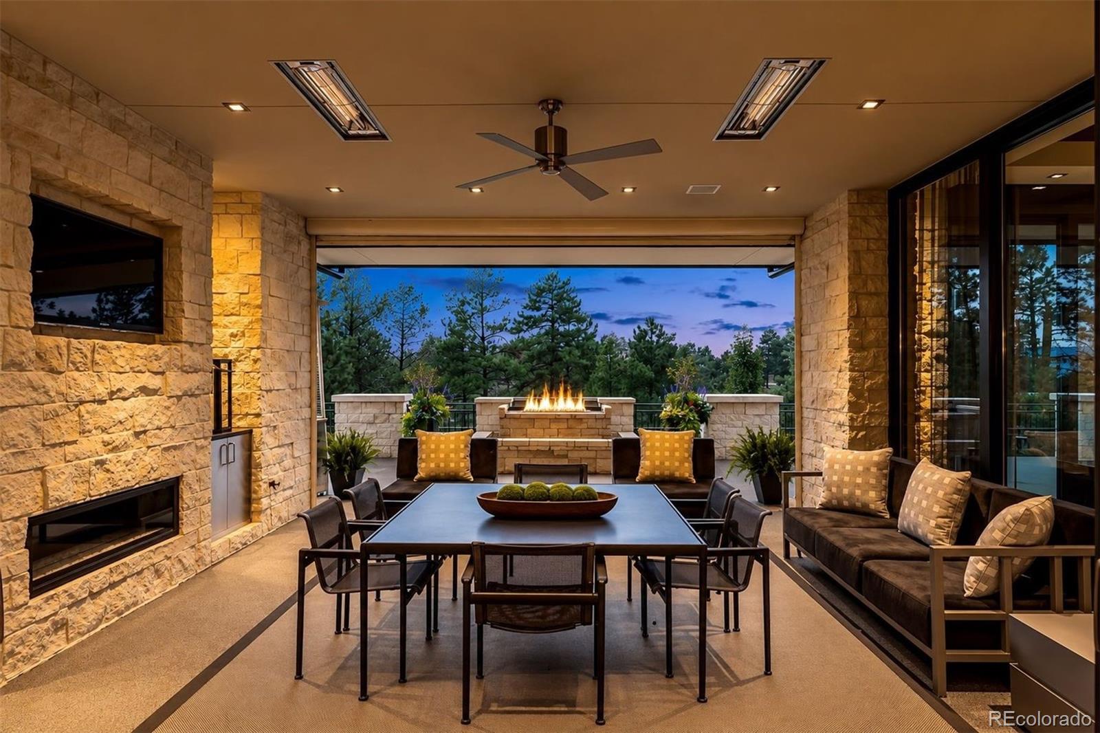 3 Elk Pointe Lane