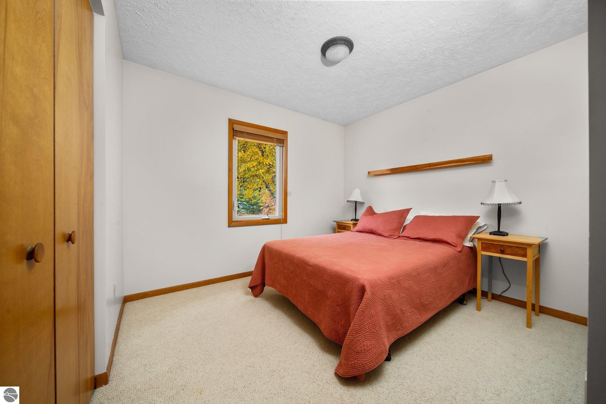 9917 Crescent Shores Road