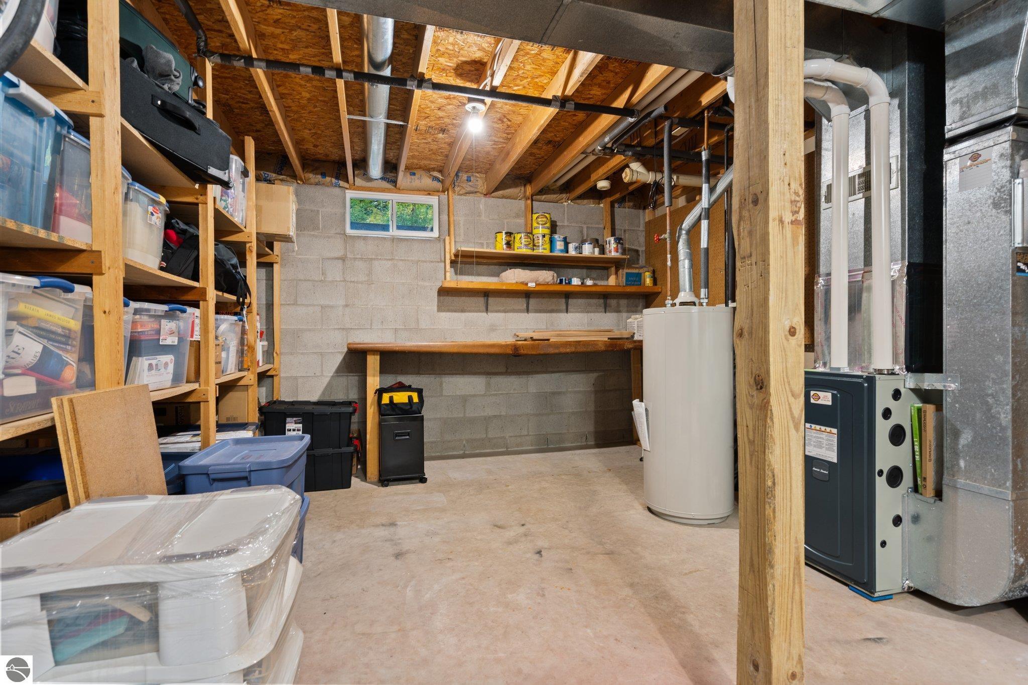 9917 Crescent Shores Road