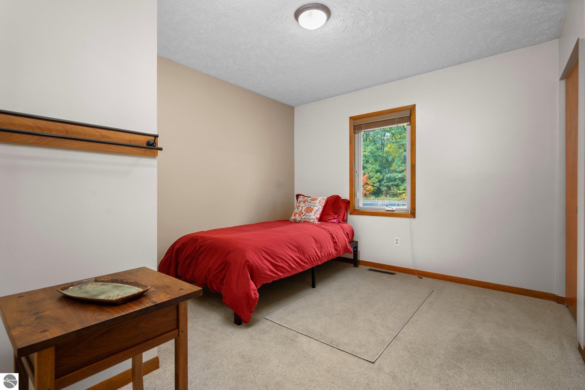 9917 Crescent Shores Road