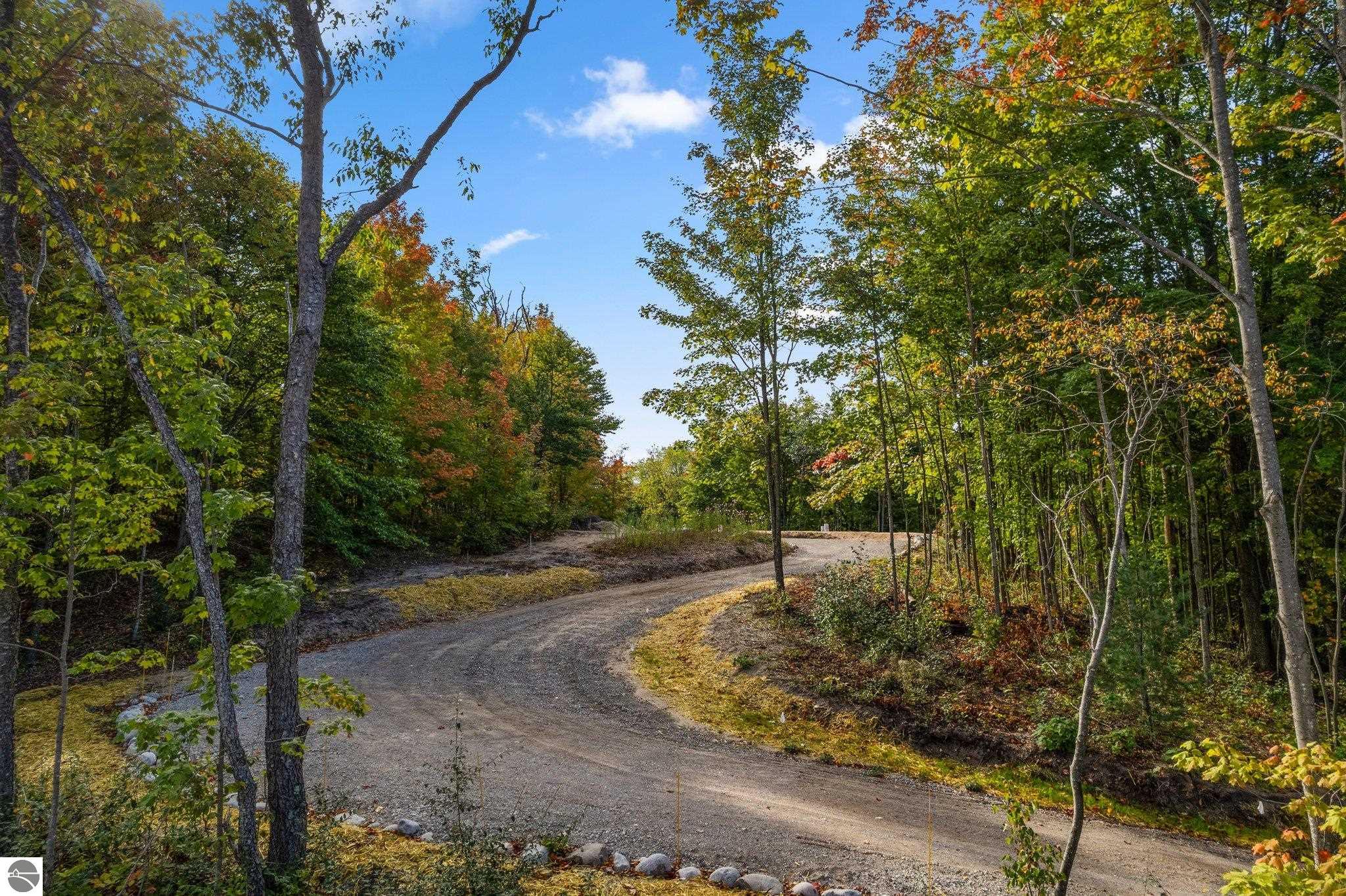 19055 Paradise Ridge Trail