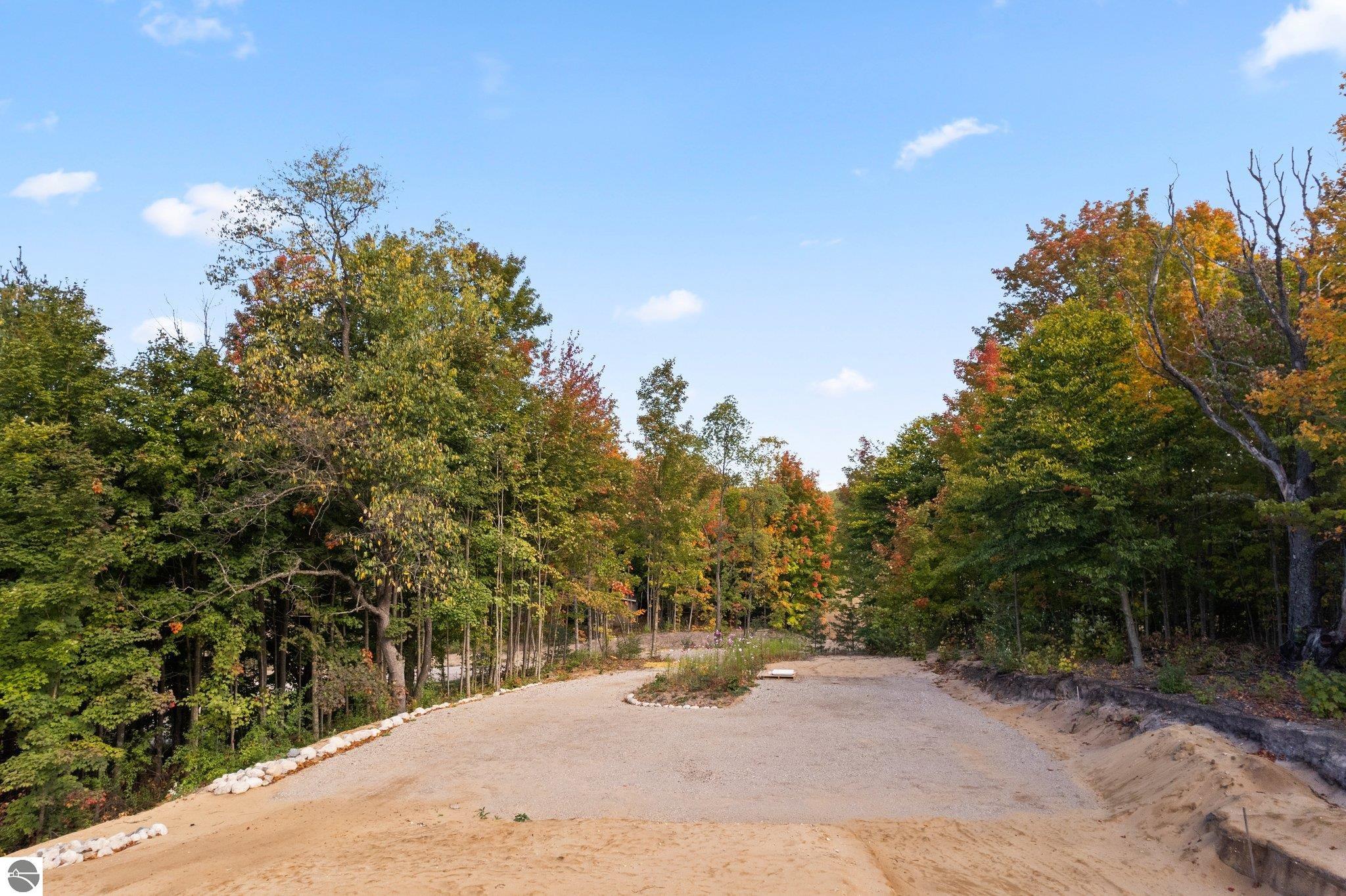 19055 Paradise Ridge Trail