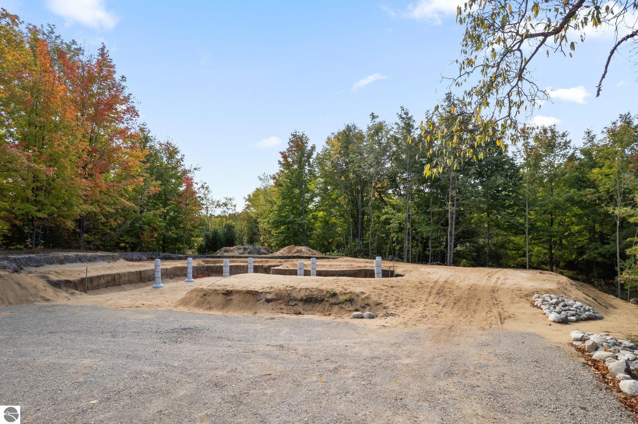 19055 Paradise Ridge Trail