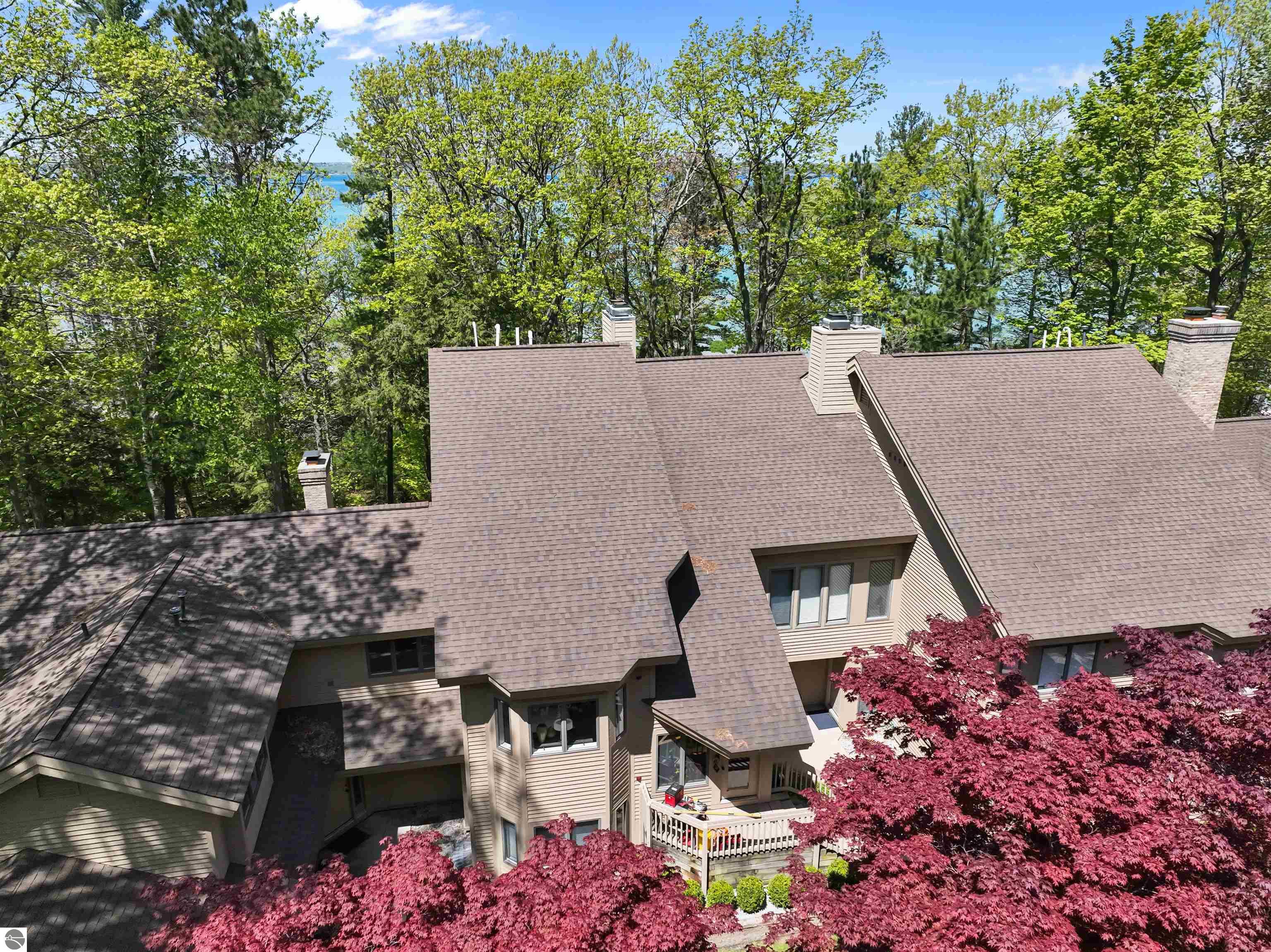 7751 Clearwater Drive