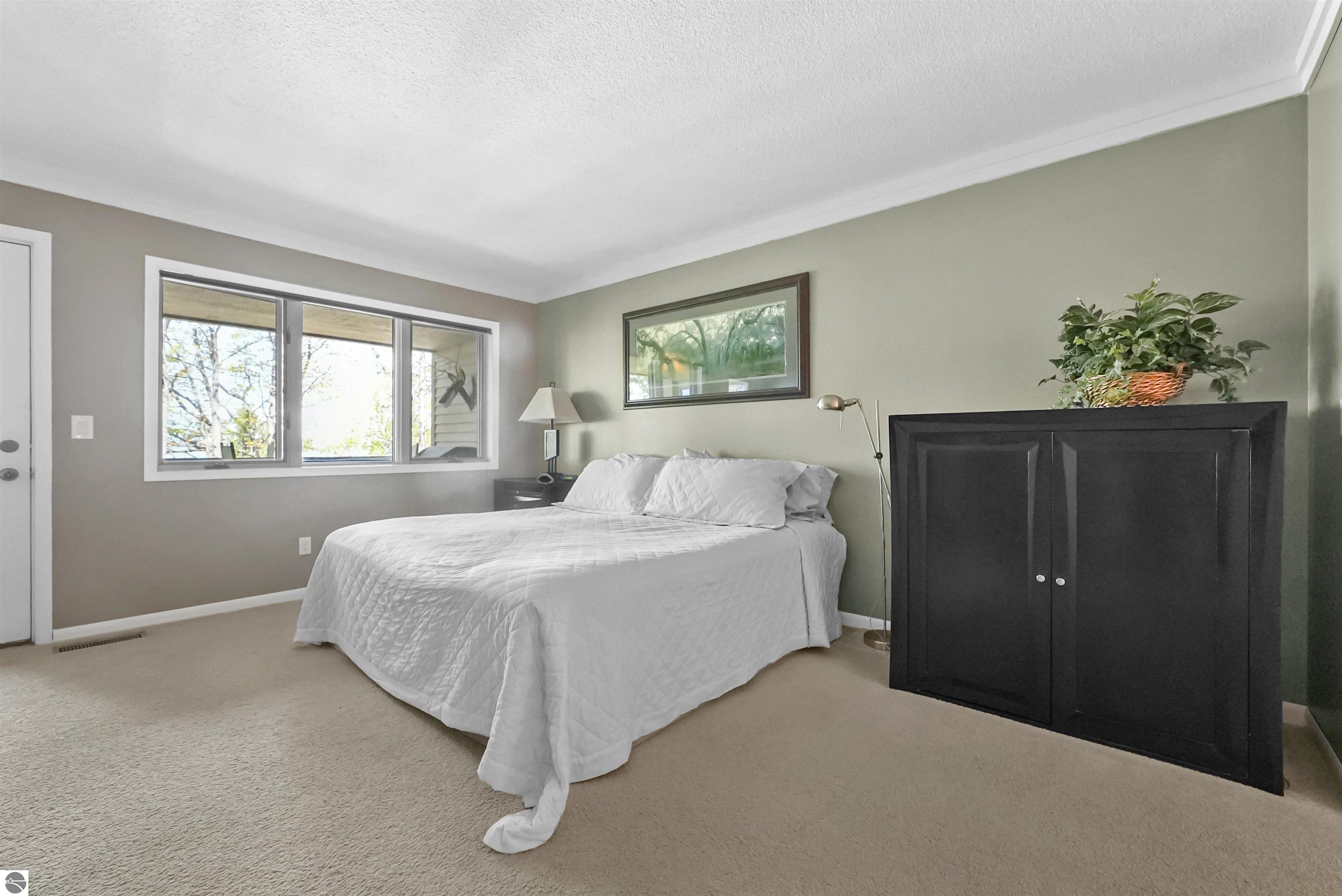 7751 Clearwater Drive