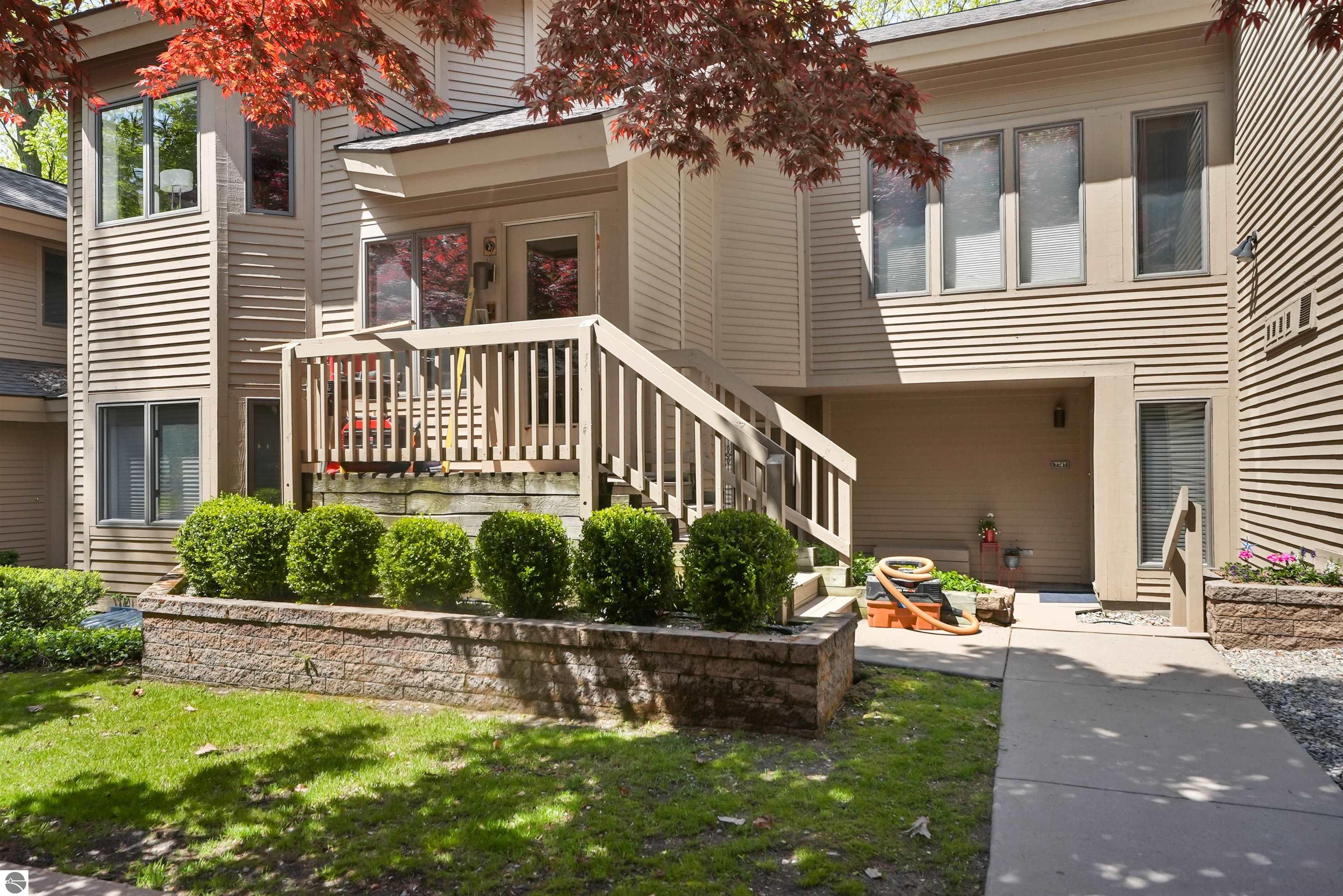 7751 Clearwater Drive