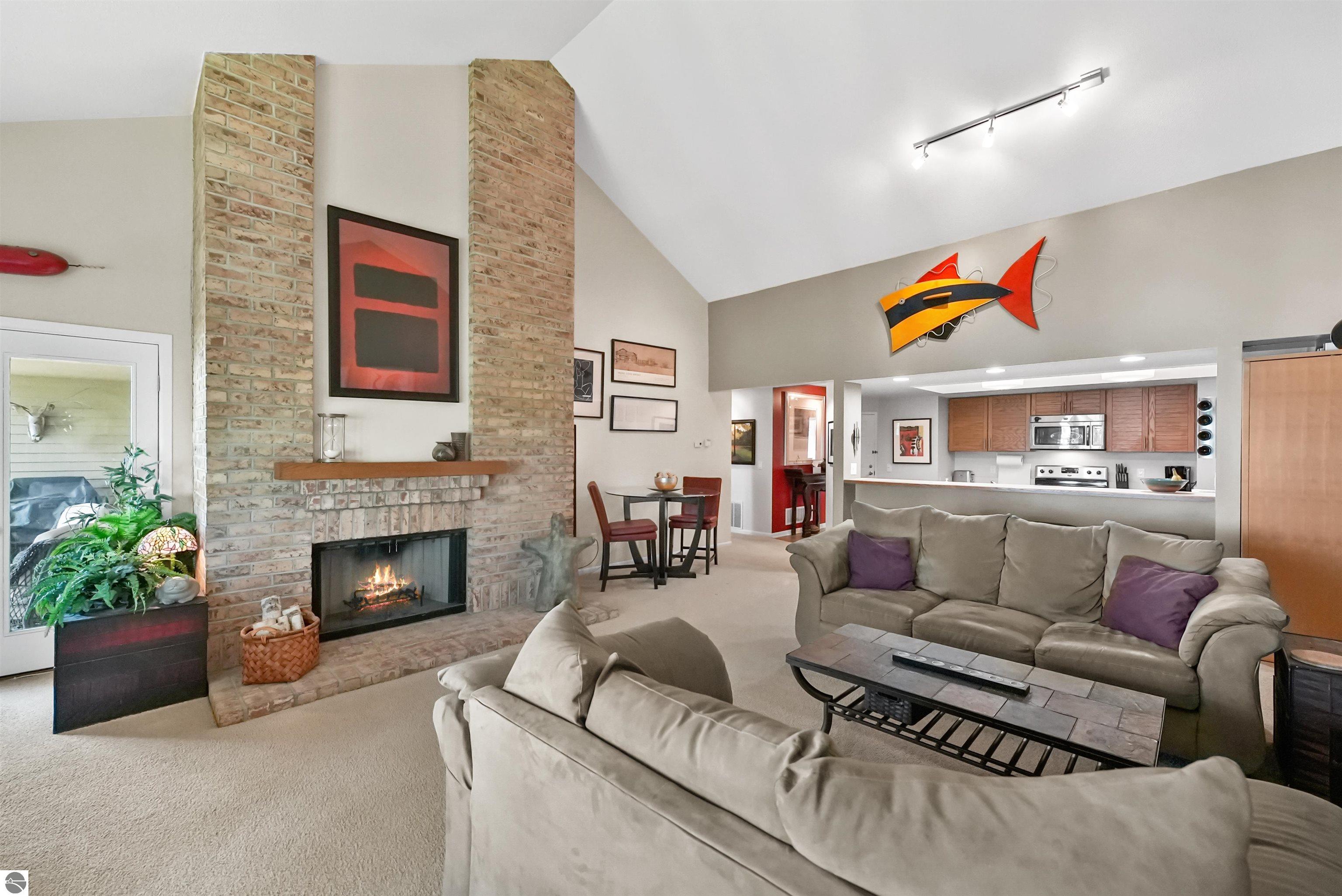 7751 Clearwater Drive