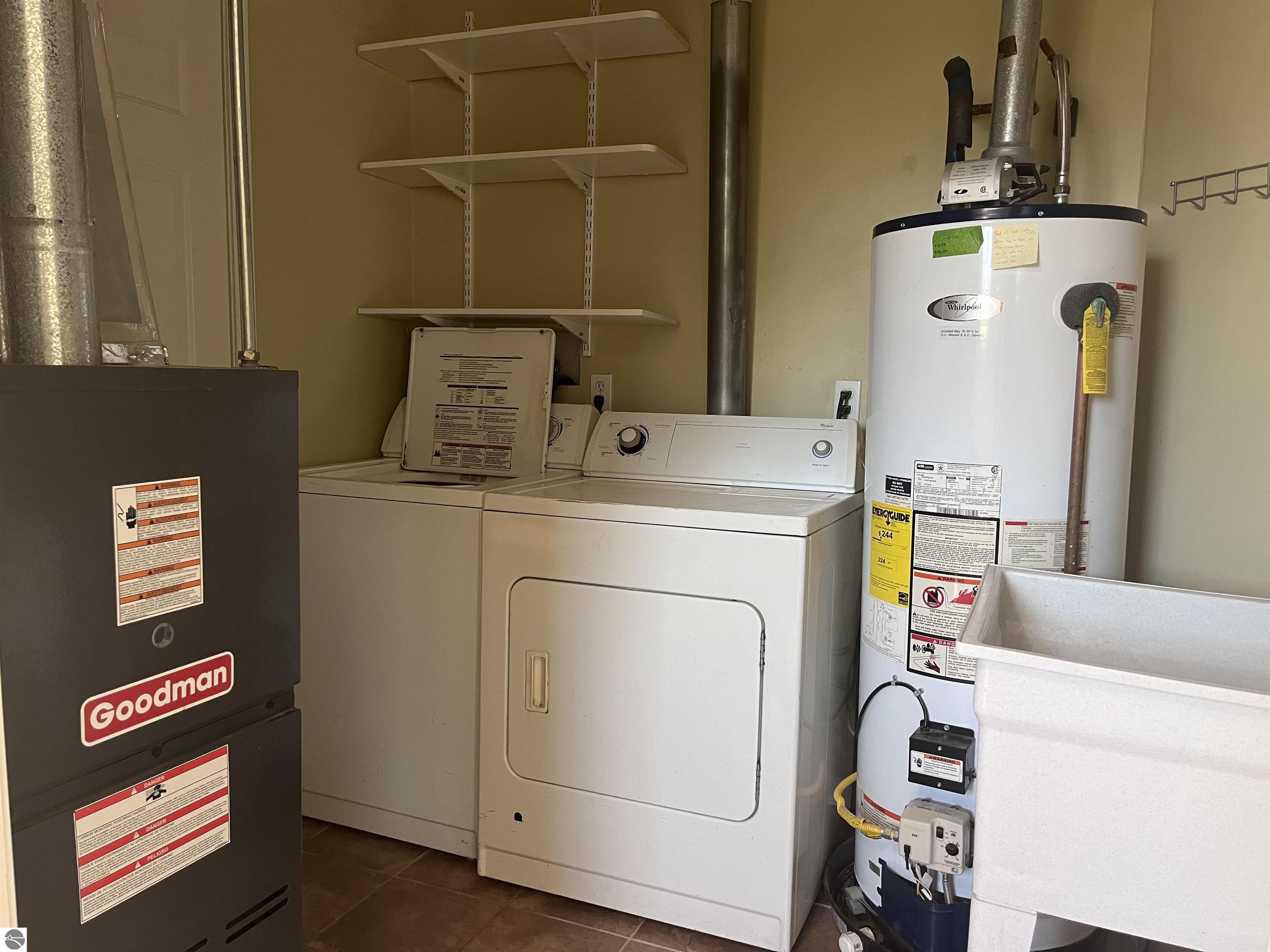 880 Pine Grove Avenue